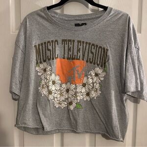 Gray MTV Graphic Crop Top
